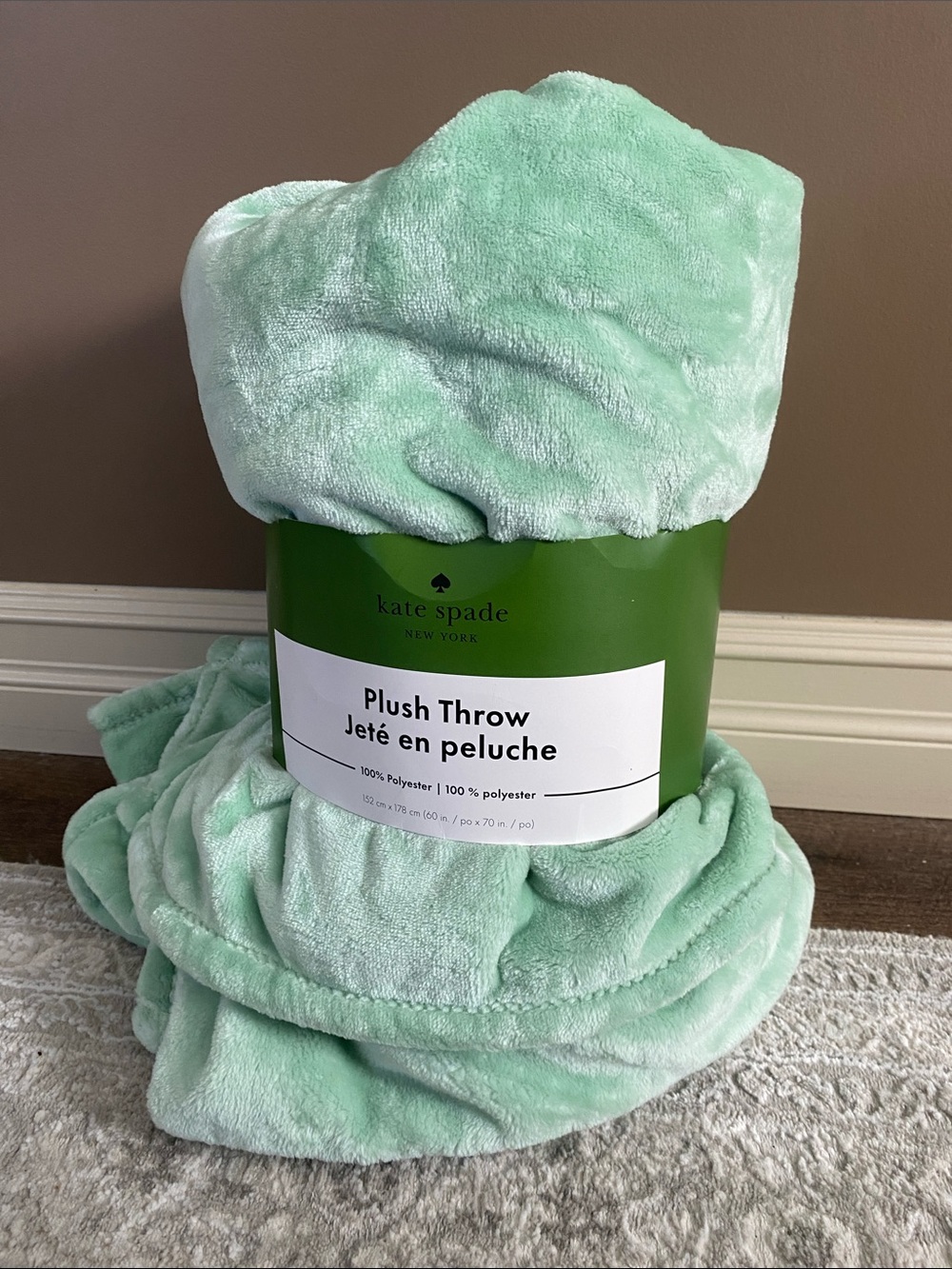 kate spade Plush Throw Blanket Mint Color New